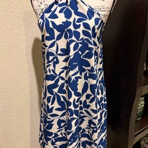 SHEIN Blue and White Floral Pattern Dress